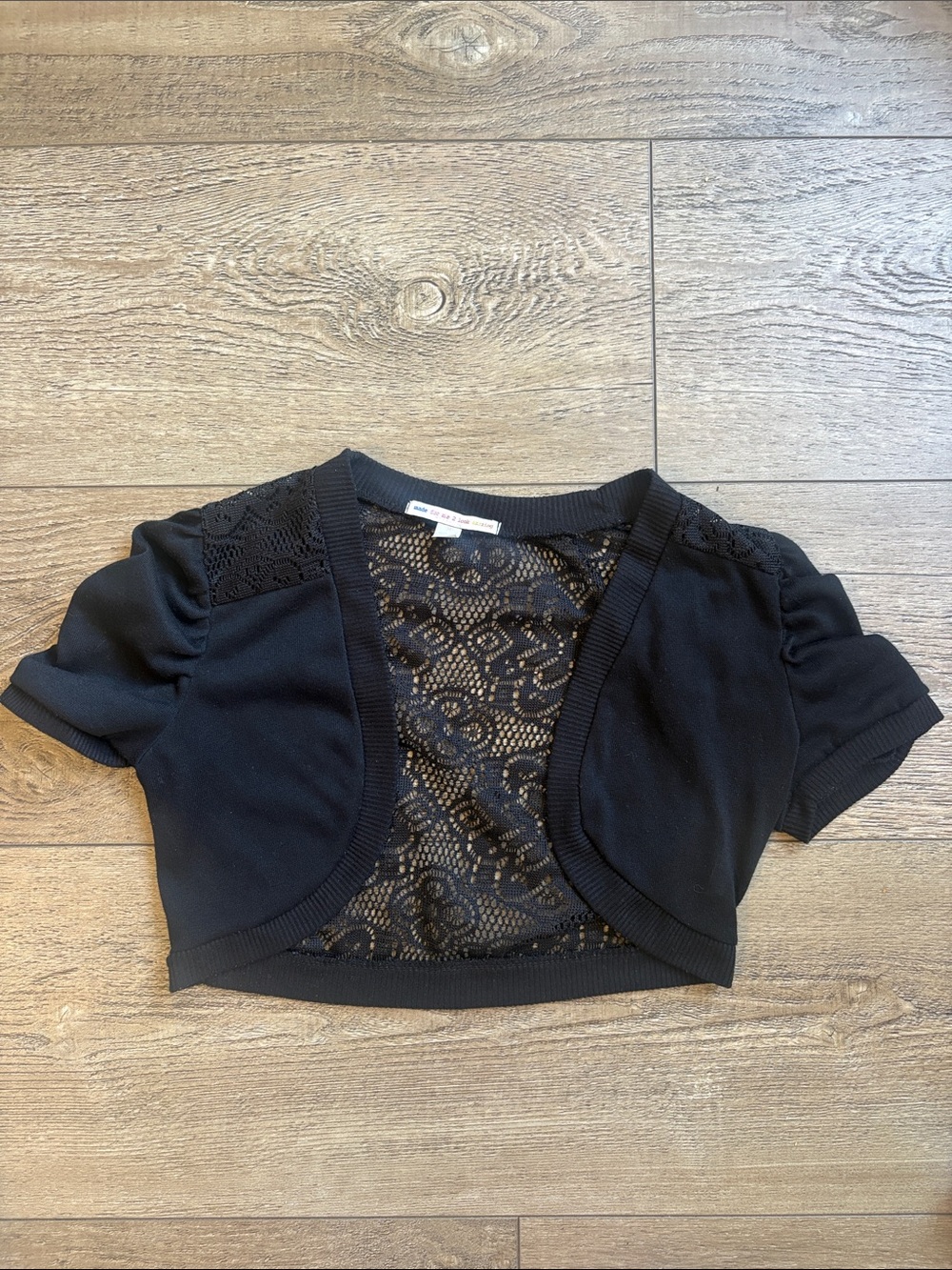 Vintage Y2K Black Lace-Back Short Sleeve Bolero Shrug
